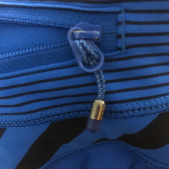 Lululemon Crop Leggings - Picture 6 of 6